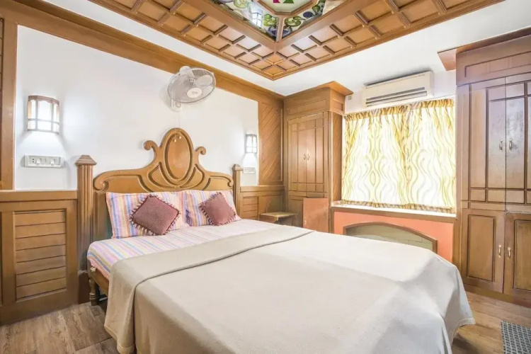 GuestHouser 3 BHK Houseboat e567