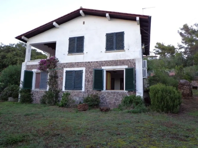 3 Bedrooms Villa