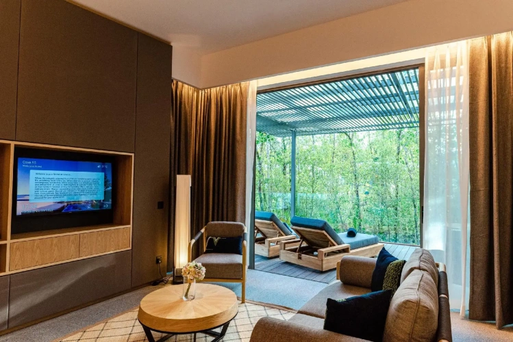 2 Bedrooms Villa