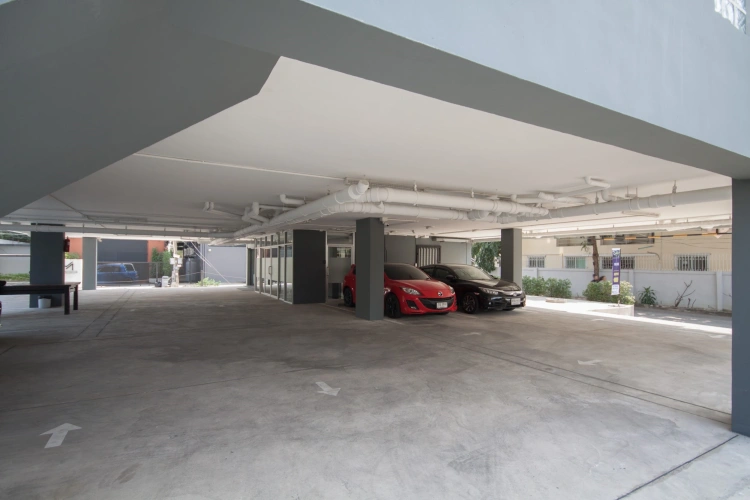 Q Space Residence