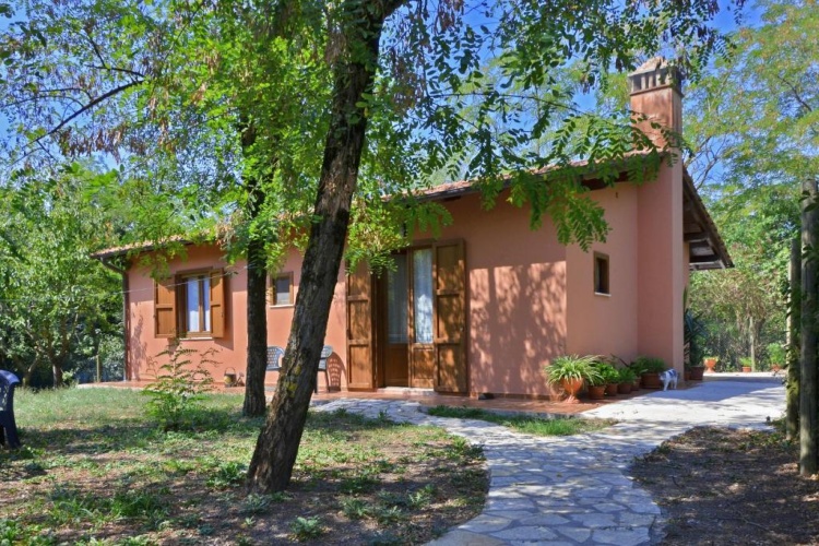 2 Bedrooms Cottage