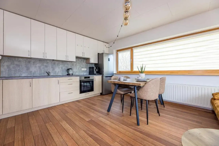 VIEW POINT APT@City Center+PKG, By Cohost