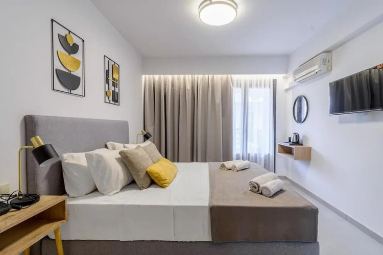 Athina Inn