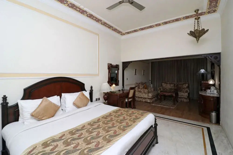 Orient Taj by OYO Rooms