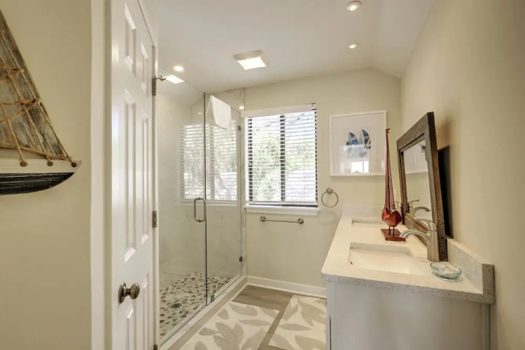5 Juniper Lane