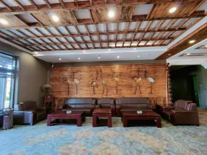 Qianhe Hotel