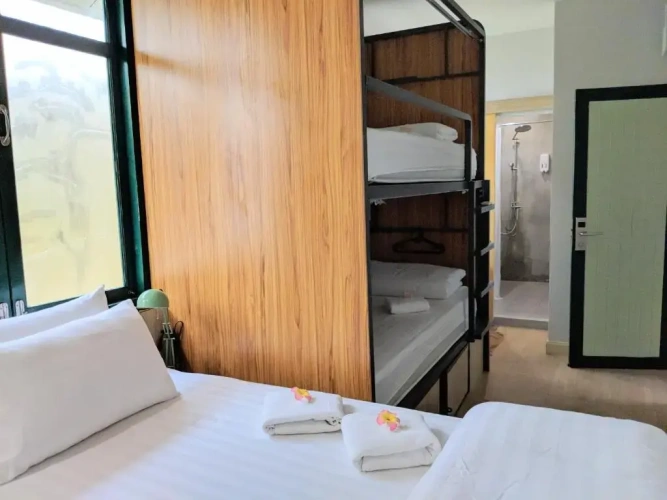 Standard Quadruple room