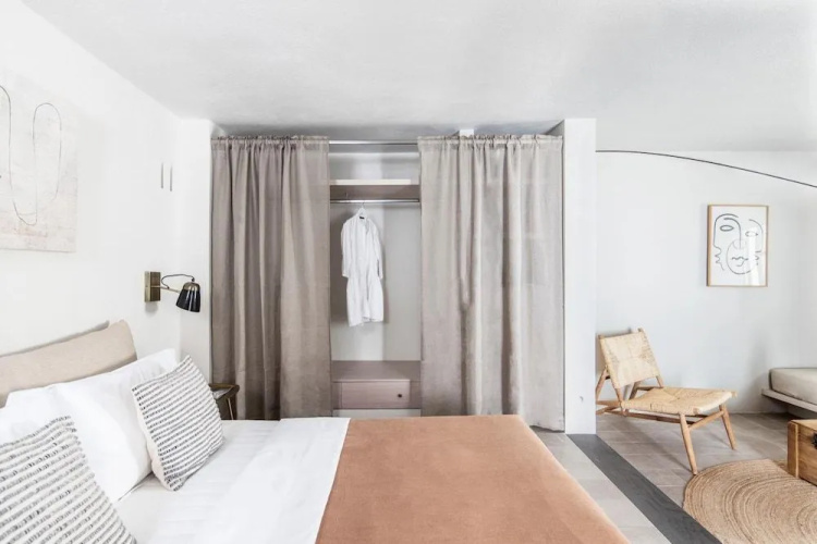 SKIA-Cosy Living