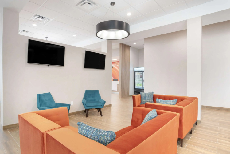 Best Western Plus Mobile Inn & Suites