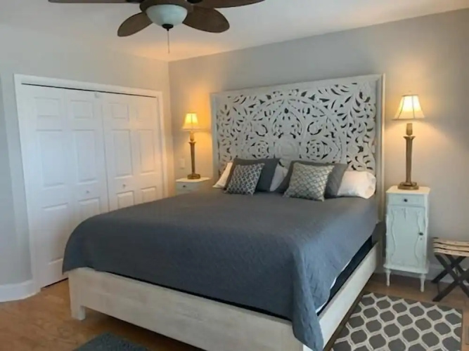 Absolute Bliss Private 4 Bedroom Home by RedAwning