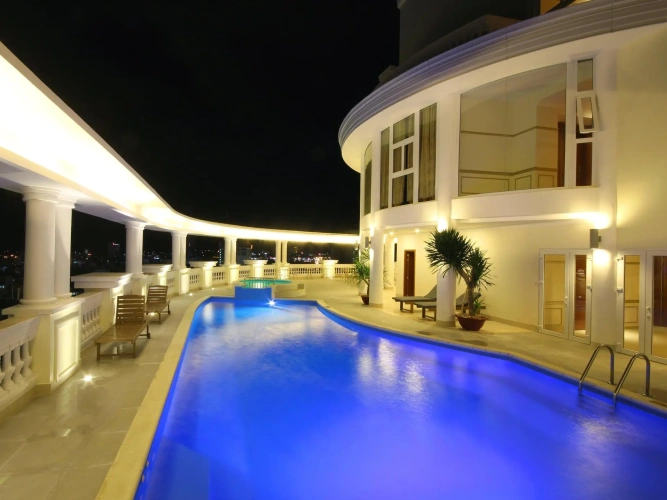 Double Suite