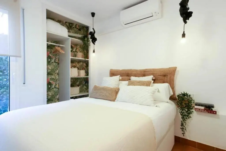 Eiffel Bridge Boutique Apartment
