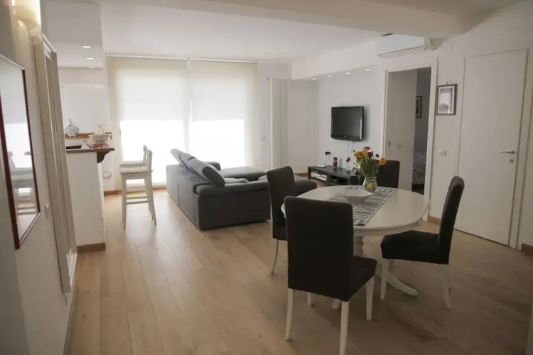 The Sunny House
