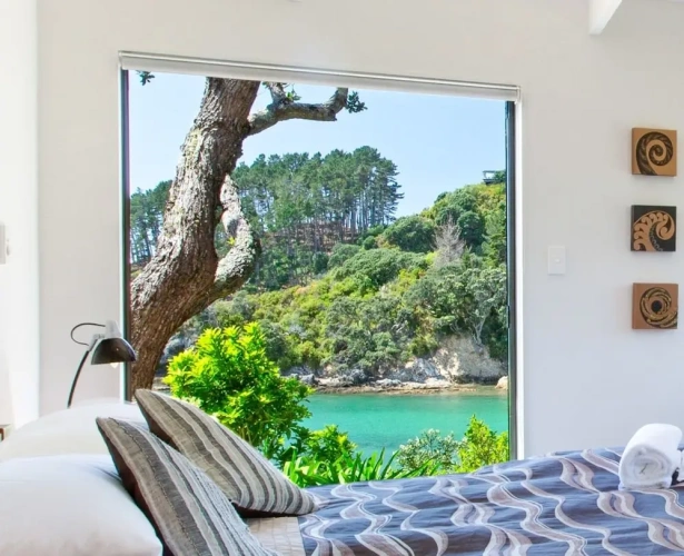Standard room with balcony and beachfront