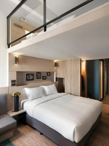 Explore Hotel