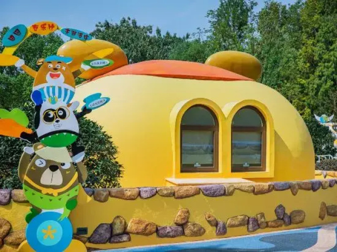 Fantasy Jialebi Theme Hotel