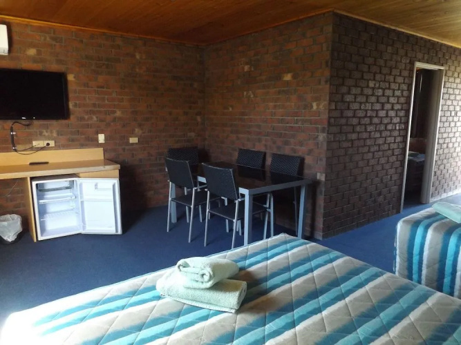 Rivergum Motel