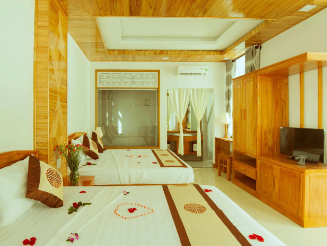 Riverside Plum Garden Homestay