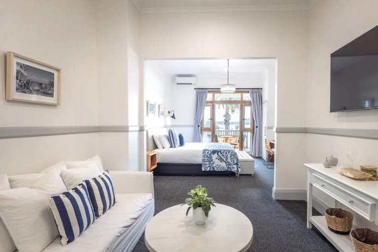 Double Suite with balcony and with ocean view