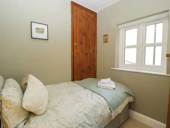 Holly Cottage