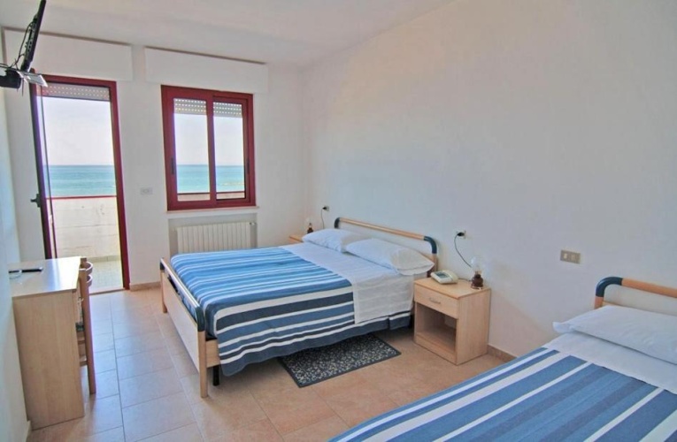 Economy Quadruple room