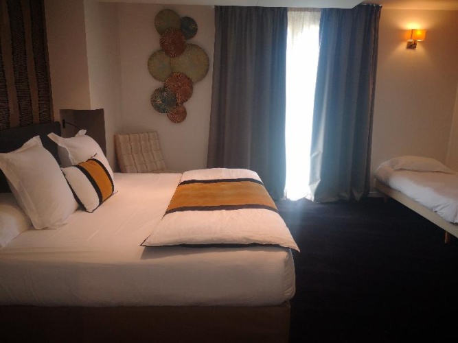 Double Suite
