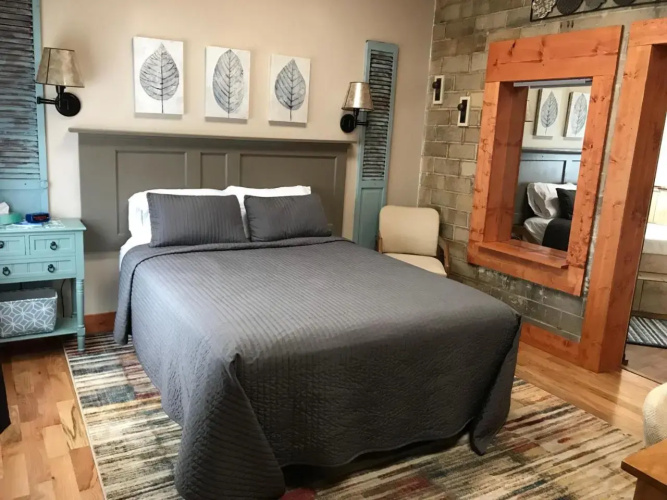Hocking Hills Cabins & Resort Foxfire