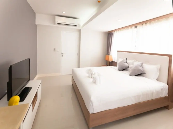 2 Bedrooms Executive Suite with balcony