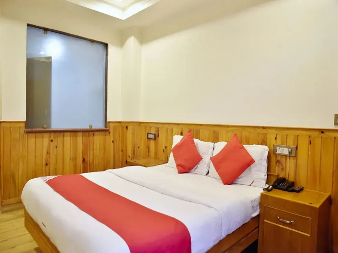 Hotel wood Castle