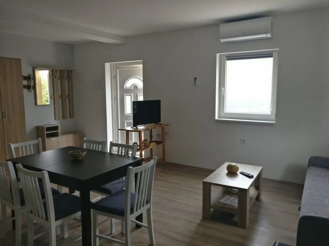 Apartments Cerovecki