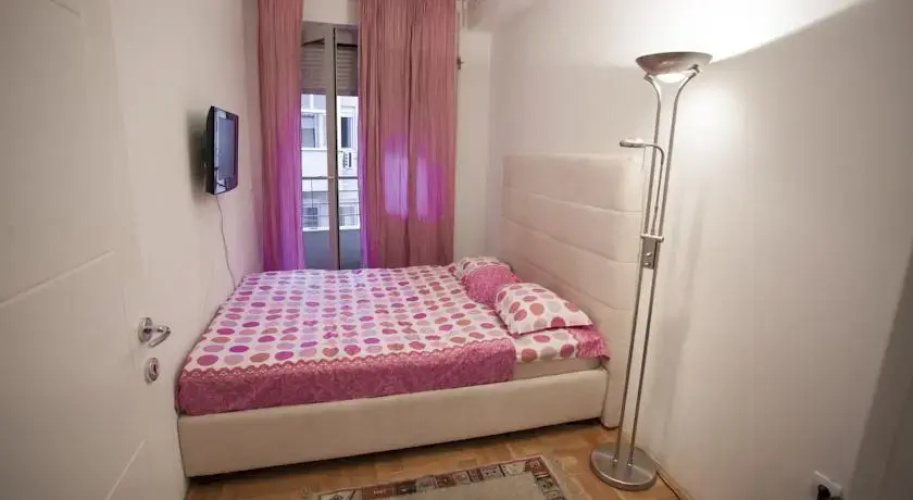 Apartments Grey, Violet i Dream