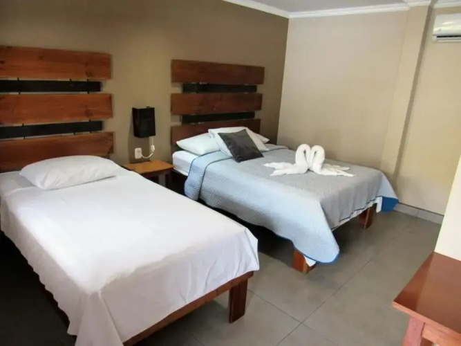 Cabinas Midey