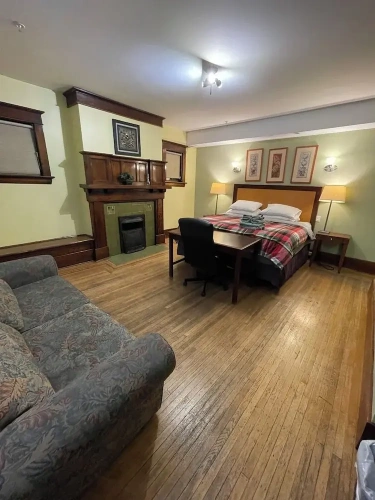 Comfort Quadruple room with courtyard view