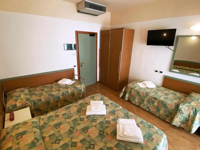 Hotel Diplomatic
