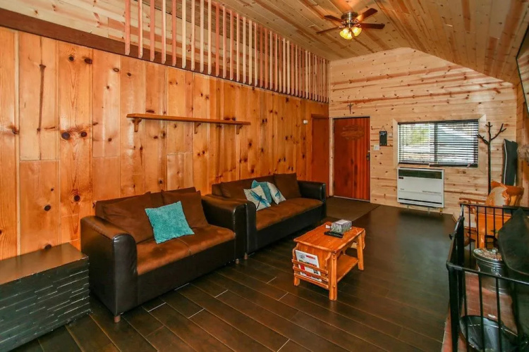 Woodpecker Cabin