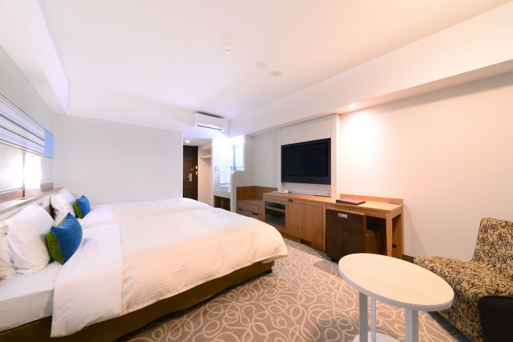 Vessel Campana Okinawa photo 13