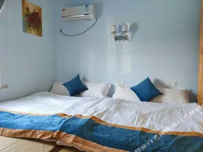 1121 Hostel