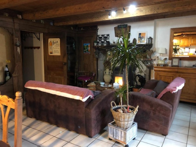 2 Bedrooms Cottage