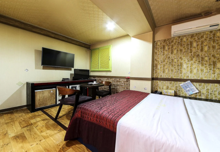 Shim Hotel