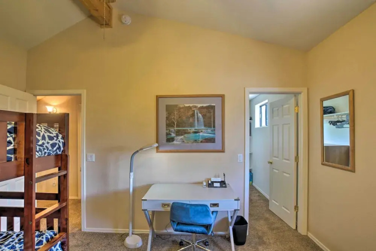 Forest-view Retreat in Payson, Close to Hiking!