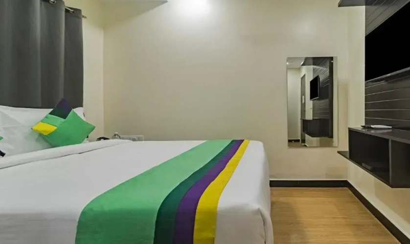 Economy room