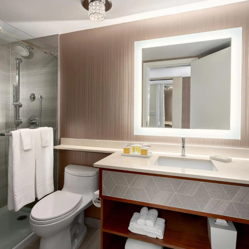 Auberge Vancouver photo 10