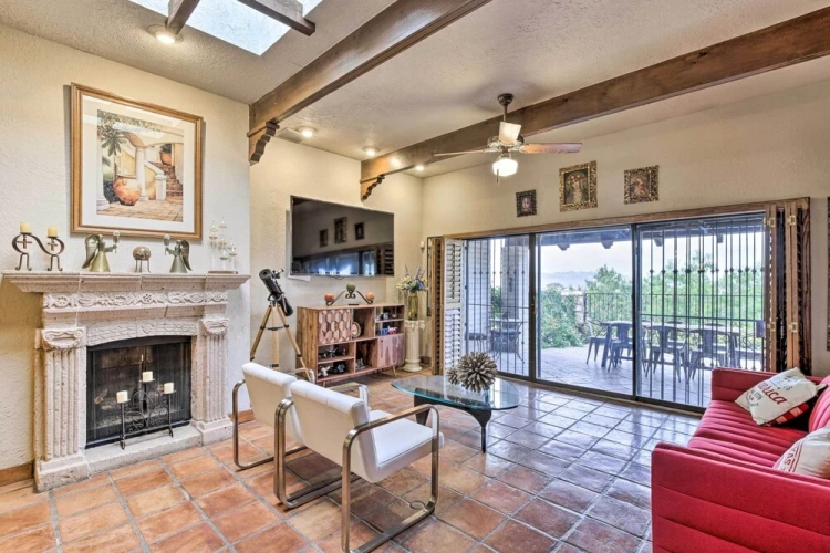 3 Bedrooms Apartment with balcony
