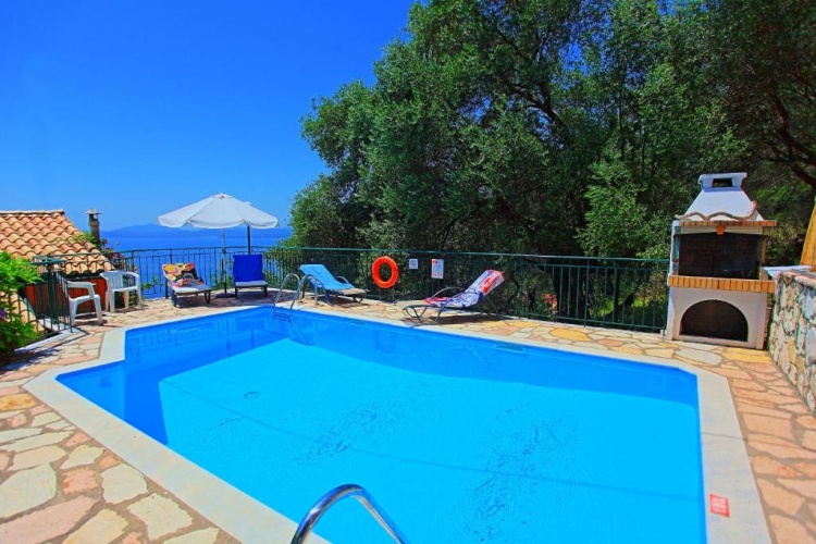 3 Bedrooms Villa