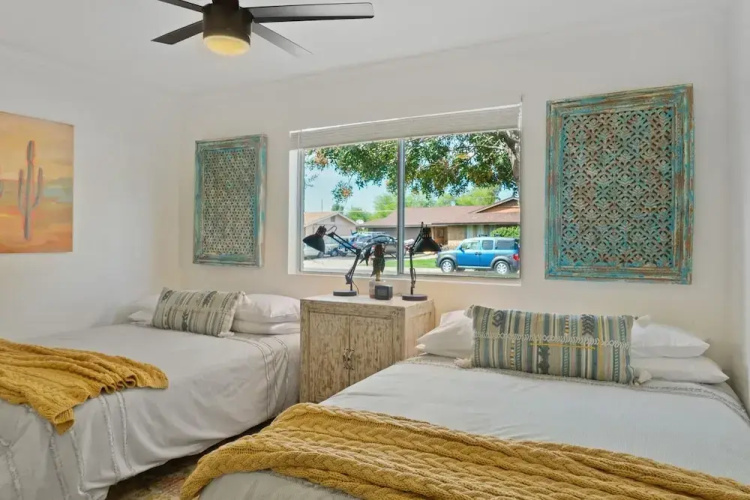 5BR Pool Home in Downtown Gilbert by RedAwning
