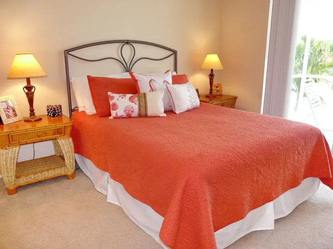 931 Hyacinth Court