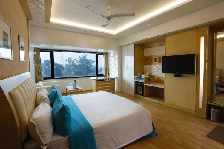 Shivoy Hotel