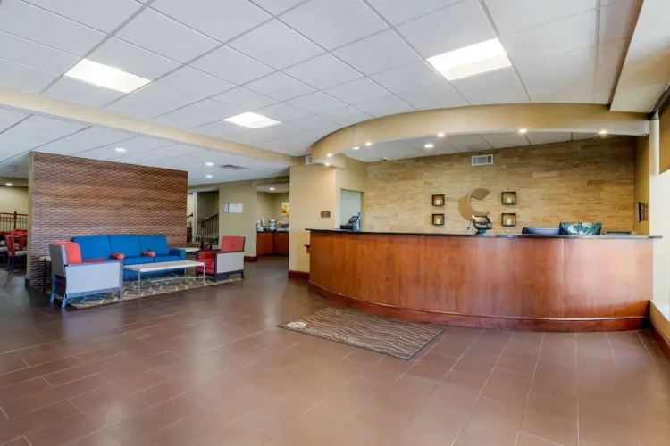 Travelodge Macon I-475