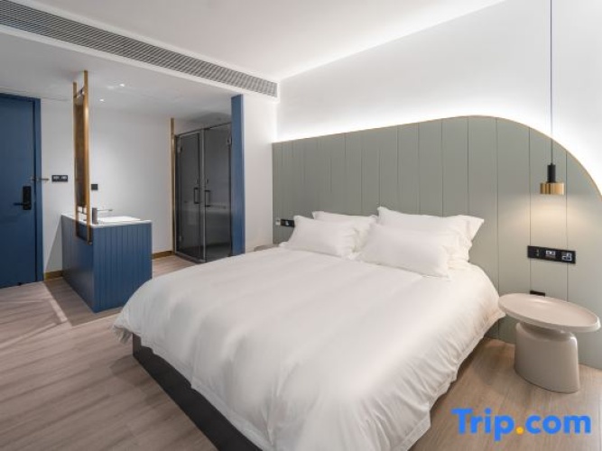 2 Bedrooms Suite