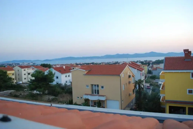 2 Bedrooms Apartment with balcony and with sea view